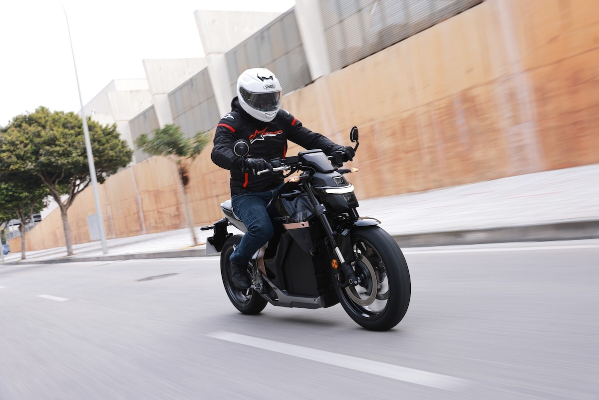 Honda WN7: la gallery del test