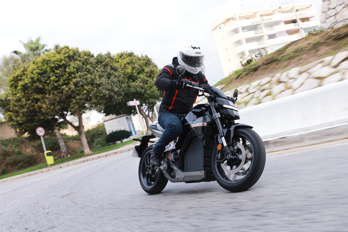 Honda WN7: la gallery del test