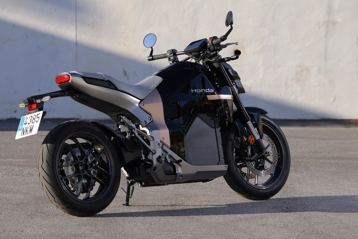 Honda WN7: la gallery del test