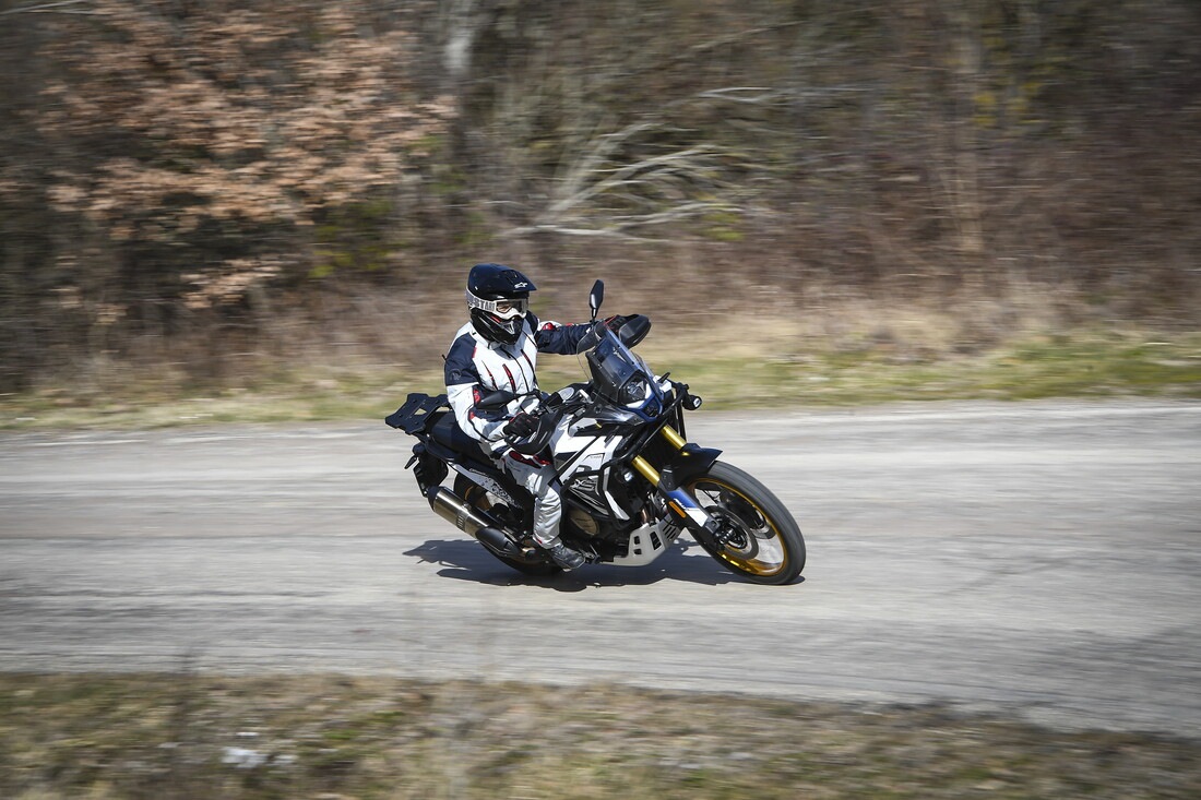 Voge Valico 800DSX Rally: le foto del test