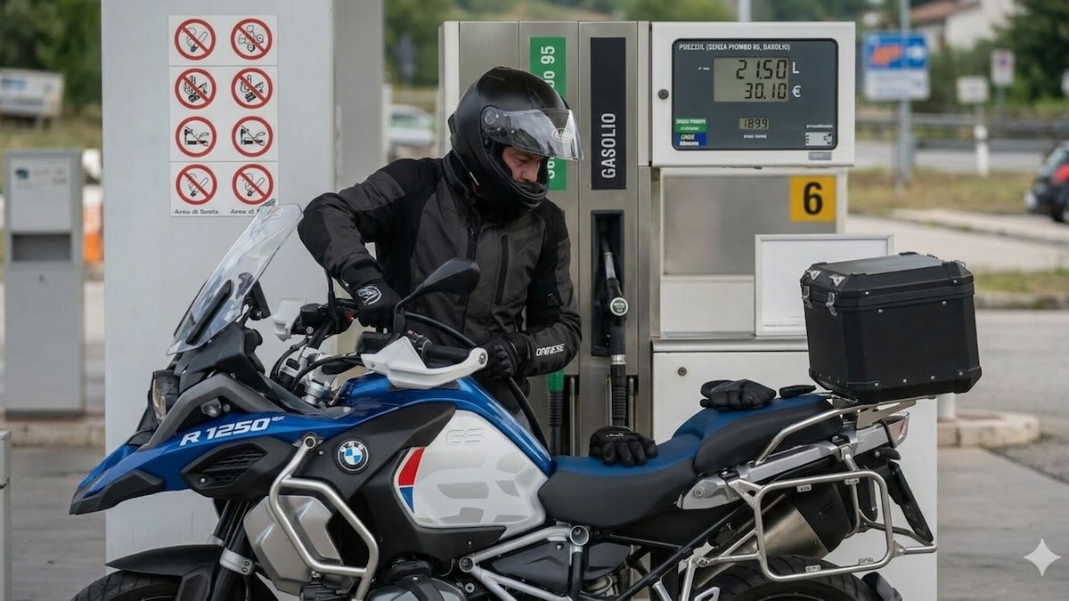 I prezzi della benzina restano alti ma il governo (al momento) non tocca le accise