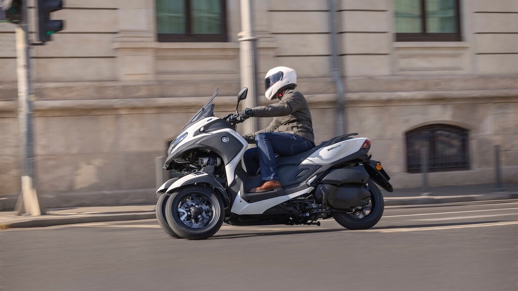 Yamaha Tricity 300 MY2026: il nuovo tre ruote Yamaha con airbag e tecnologia premium
