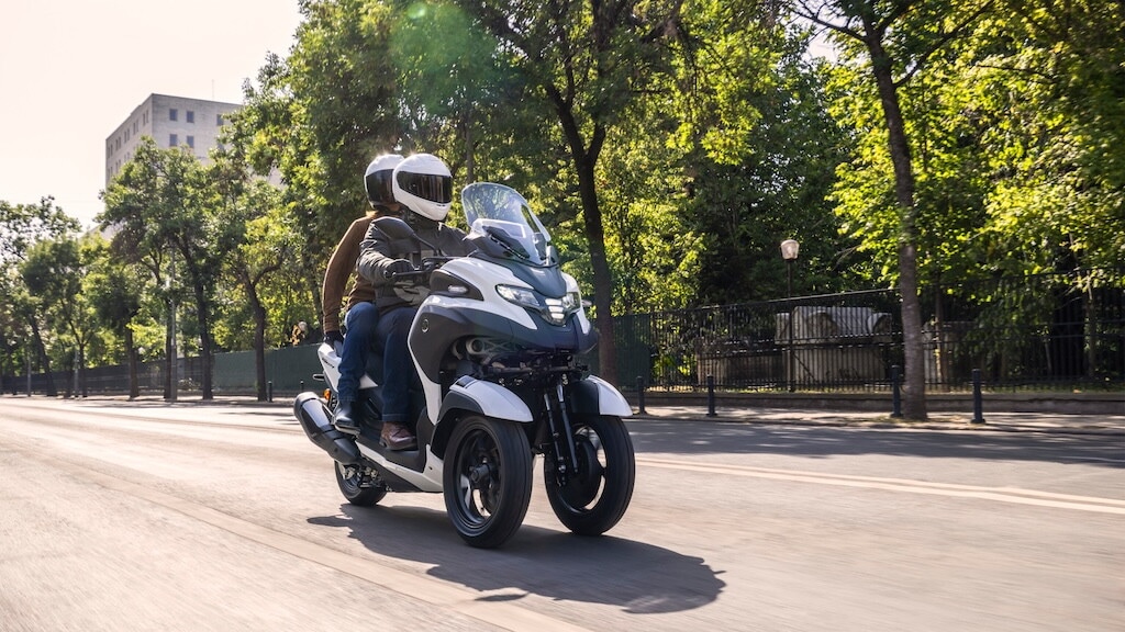 Yamaha Tricity 300 MY2026: il nuovo tre ruote Yamaha con airbag e tecnologia premium