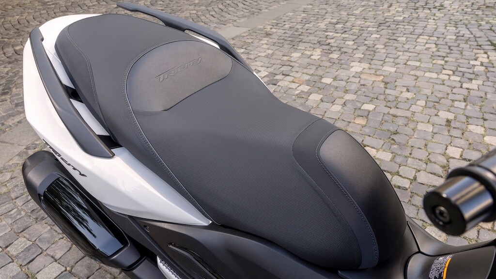 Yamaha Tricity 300 MY2026: il nuovo tre ruote Yamaha con airbag e tecnologia premium