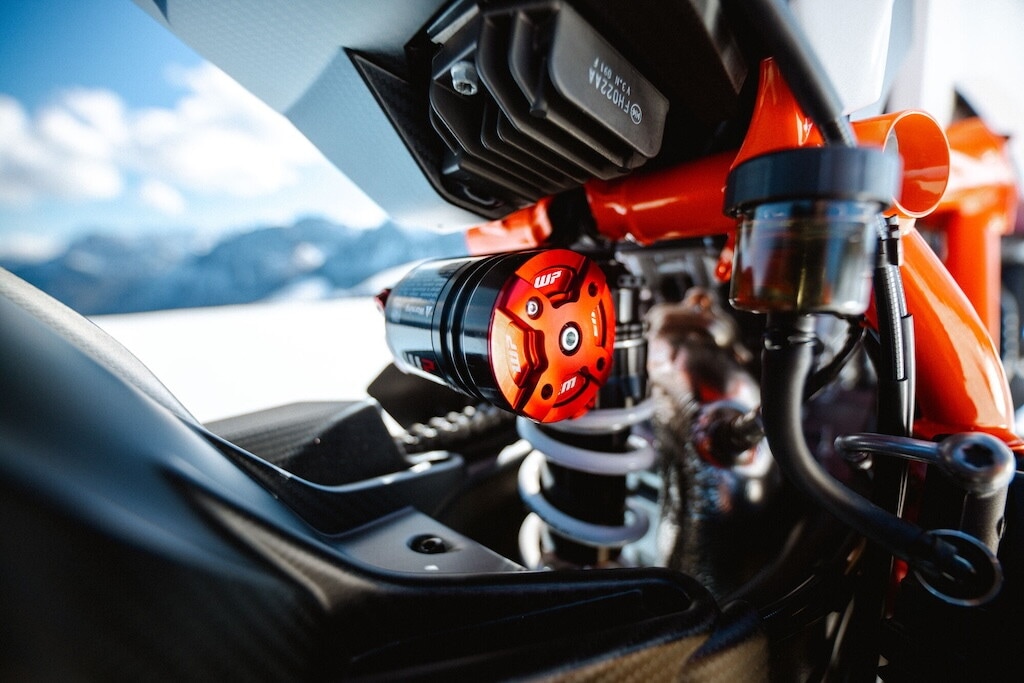 KTM 1390 Super Duke RR: le foto della nuova “Bestia”