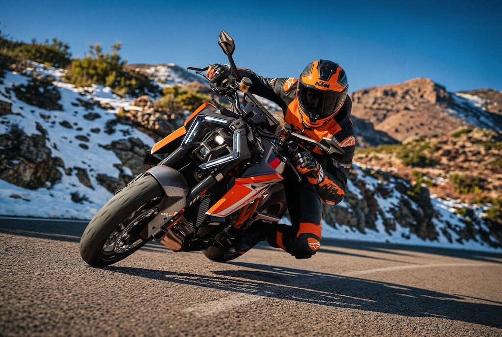 KTM 1390 Super Duke RR: le foto della nuova “Bestia”
