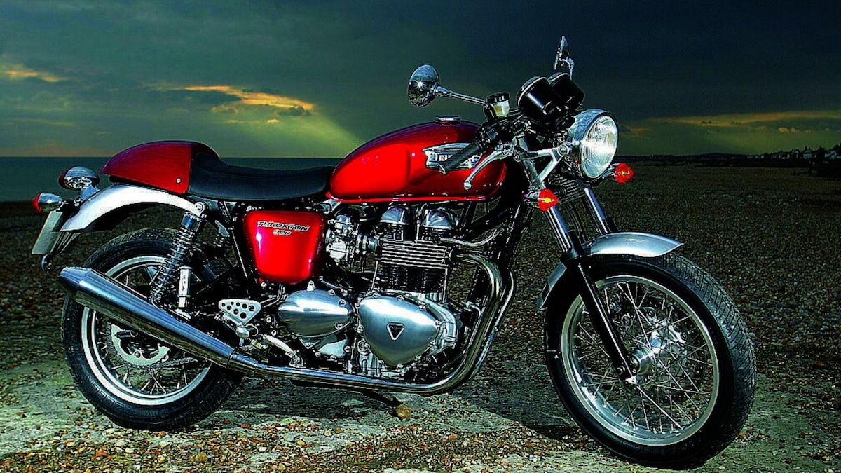 Triumph Thruxton, la storia: dalle gare endurance alla café racer simbolo di un’epoca