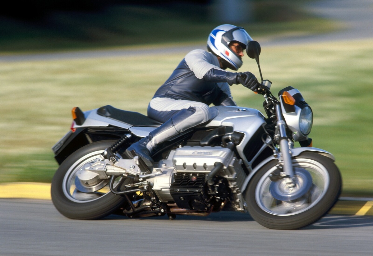 Quale è stata la prima moto ad avere l'ABS?