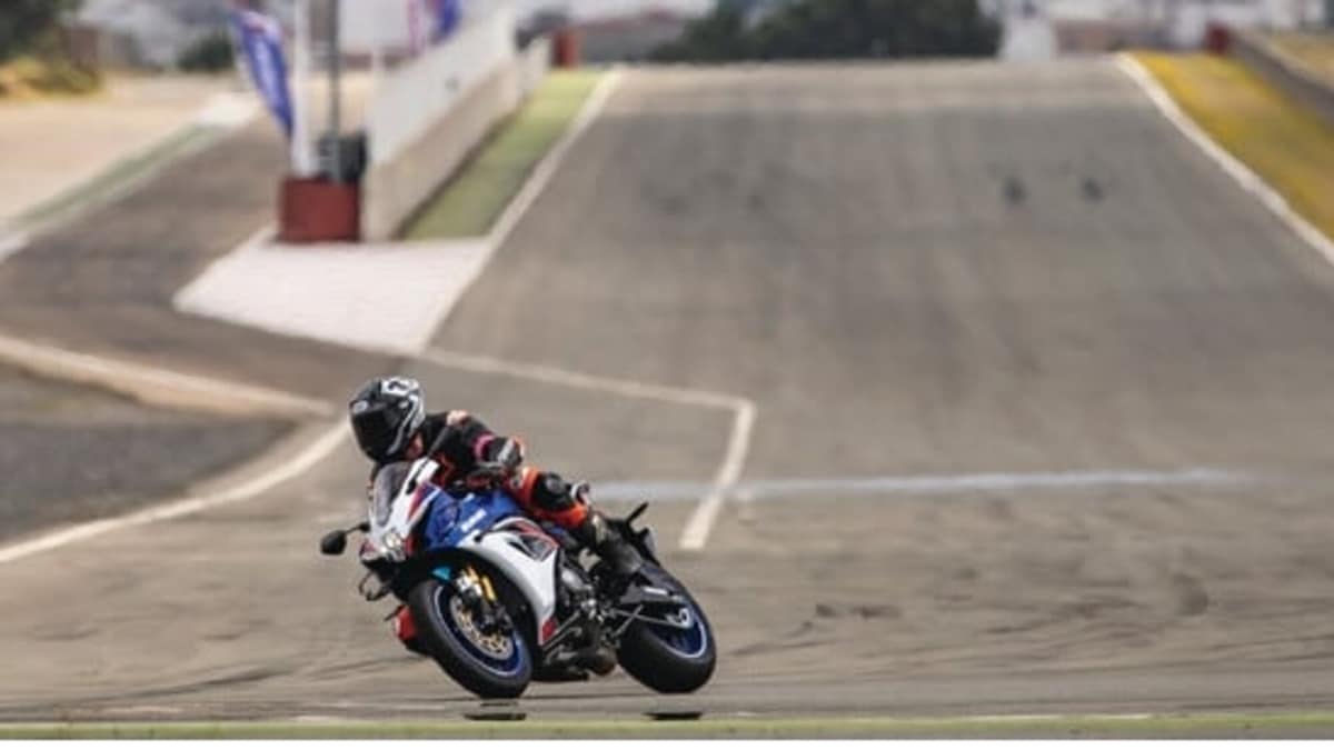 Suzuki GSX-R1000R le opinioni di InMoto "fuori dai denti"