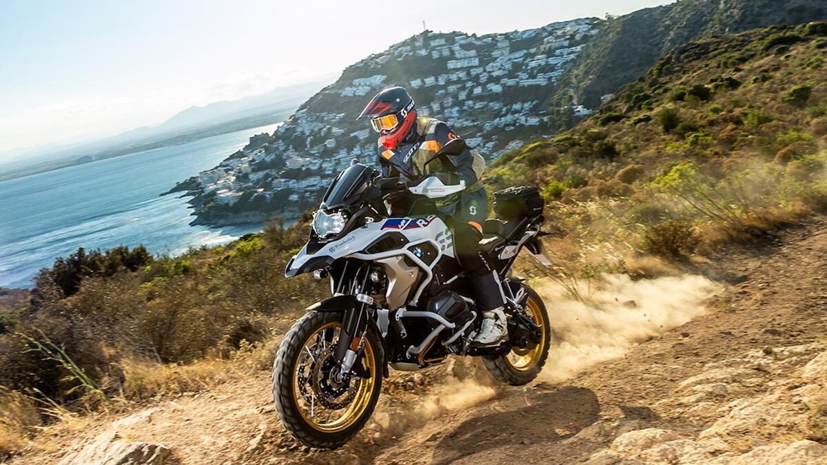 Vuoi diventare un motociclista esperto su strada? Vai in fuoristrada!