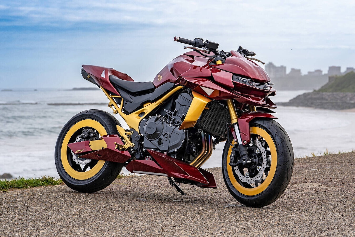 LE FOTO delle 10 special Honda in gara al Wheels & Waves di Biarritz