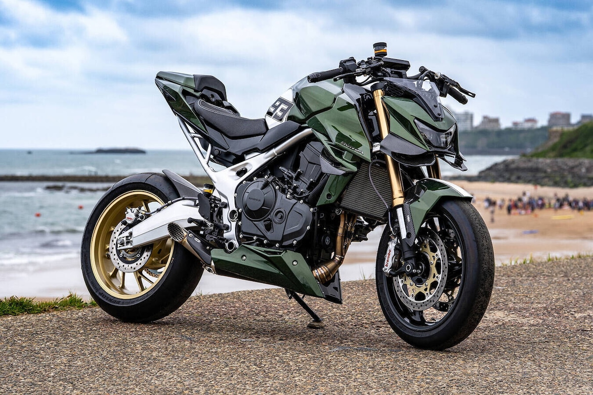 LE FOTO delle 10 special Honda in gara al Wheels & Waves di Biarritz