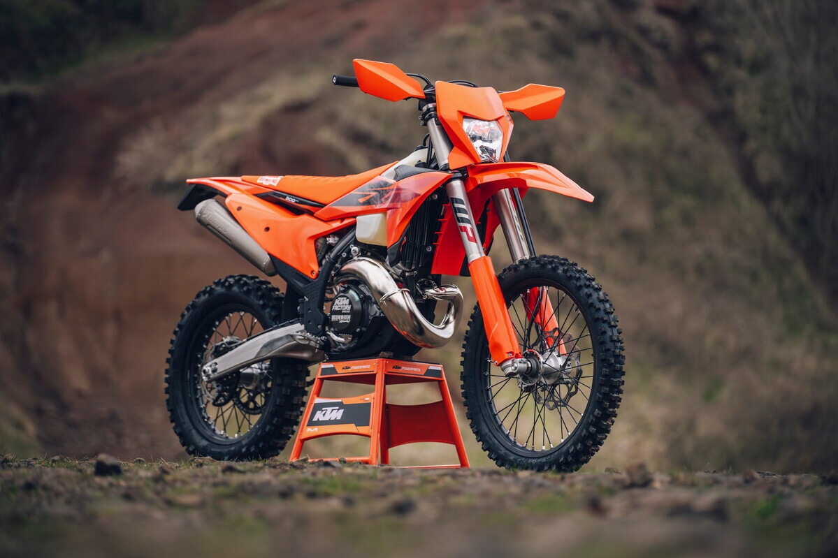 KTM EXC ed EXC-F 2027: tutte le foto della nuova gamma Enduro