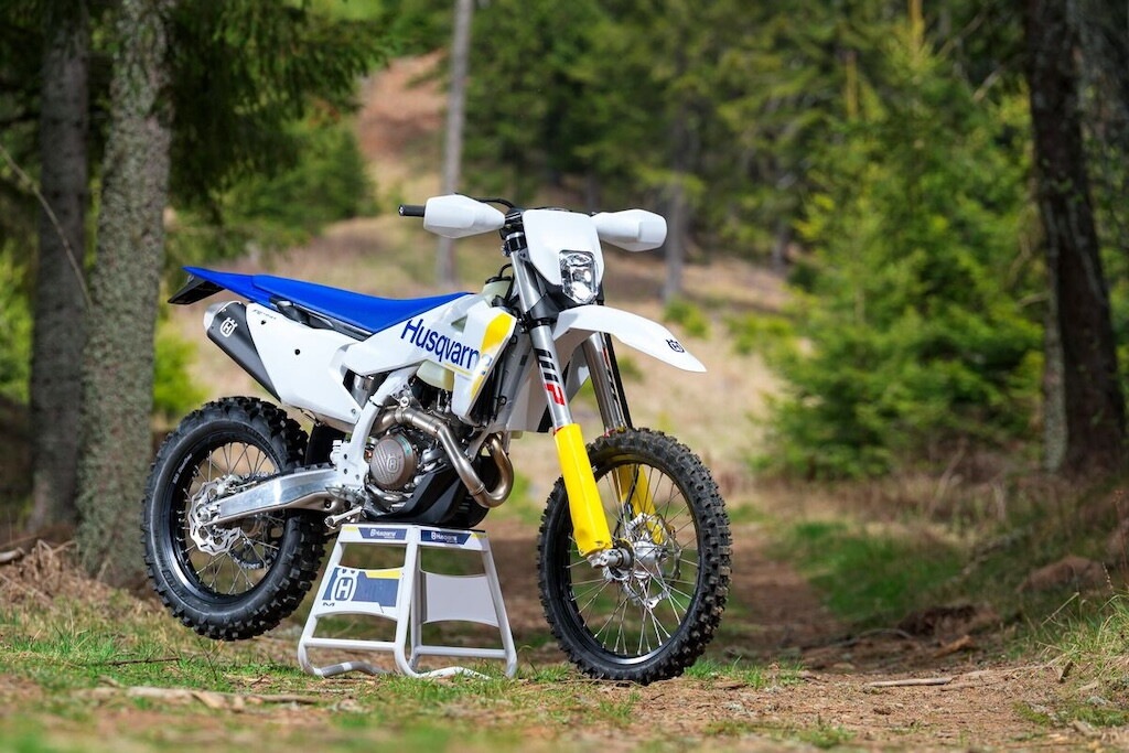 Husqvarna Enduro MY27: le FOTO delle nuove TE e FE