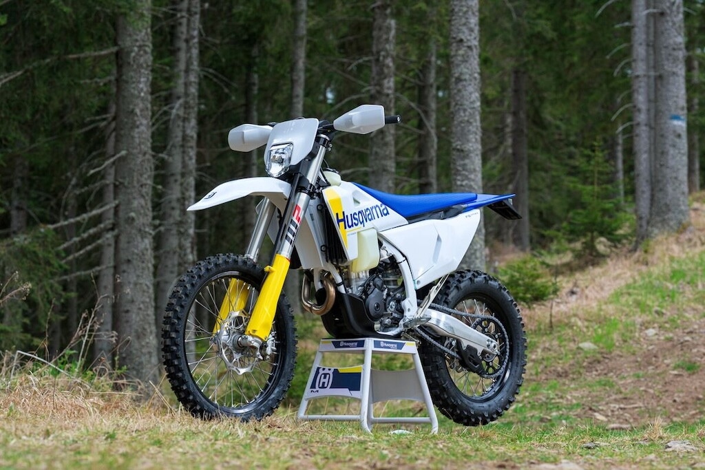 Husqvarna Enduro MY27: le FOTO delle nuove TE e FE