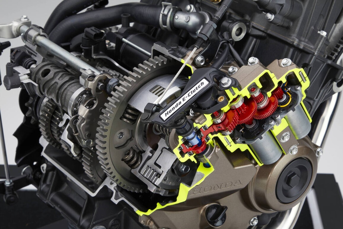 Honda E-Clutch: come si è evoluta la frizione elettronica