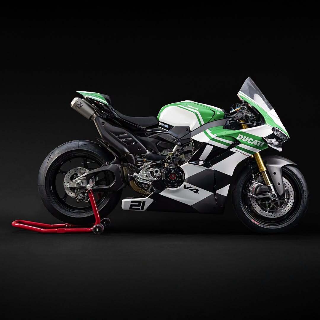 WDW 2026, domenica sarà Lenovo Race of Champions: ecco le speciali Panigale V4 Tricolore