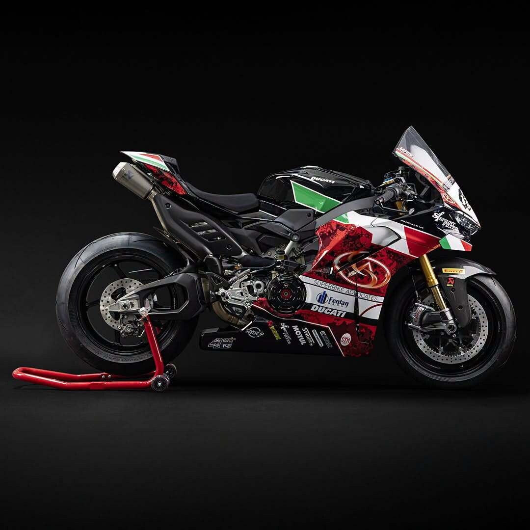 WDW 2026, domenica sarà Lenovo Race of Champions: ecco le speciali Panigale V4 Tricolore