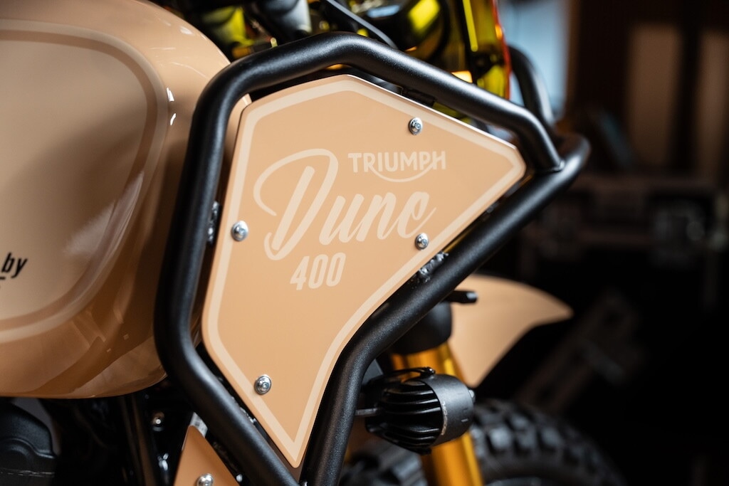 Triumph Dune 400: le foto della Scrambler che sogna i grandi rally nel deserto