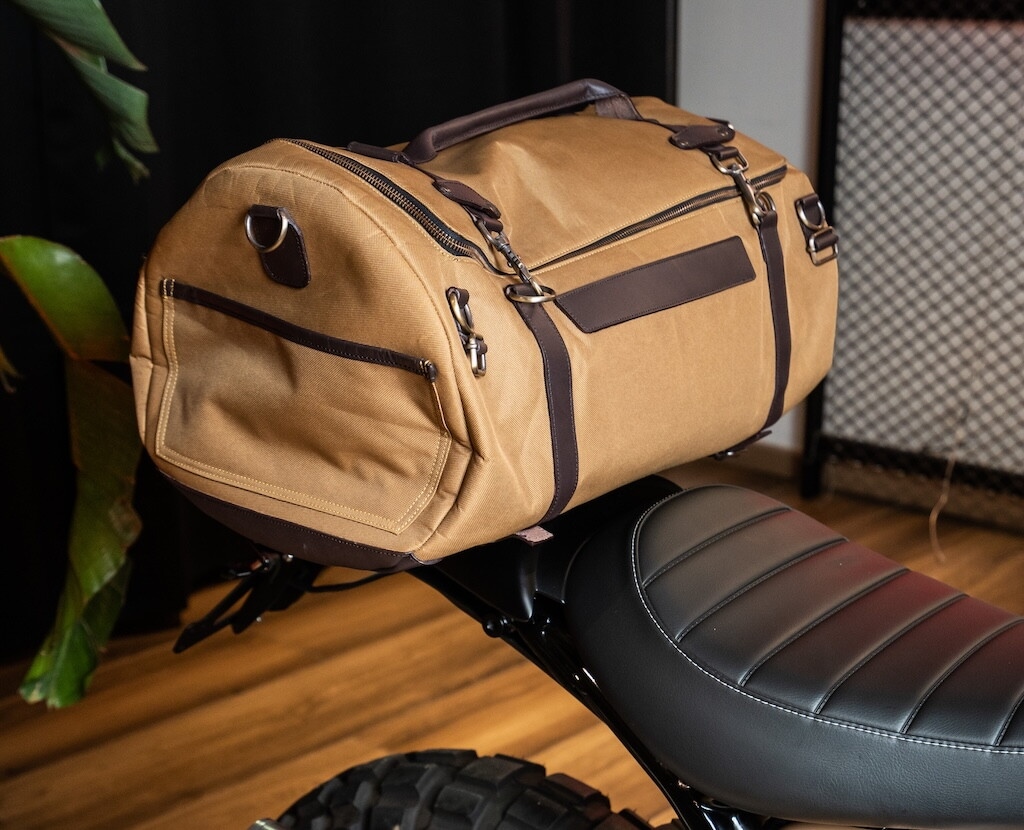 Triumph Dune 400: le foto della Scrambler che sogna i grandi rally nel deserto