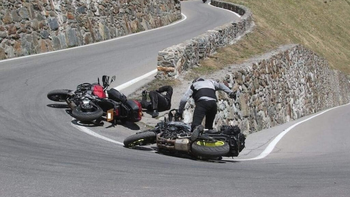 Il motociclismo "tossico" dei social è un grosso problema