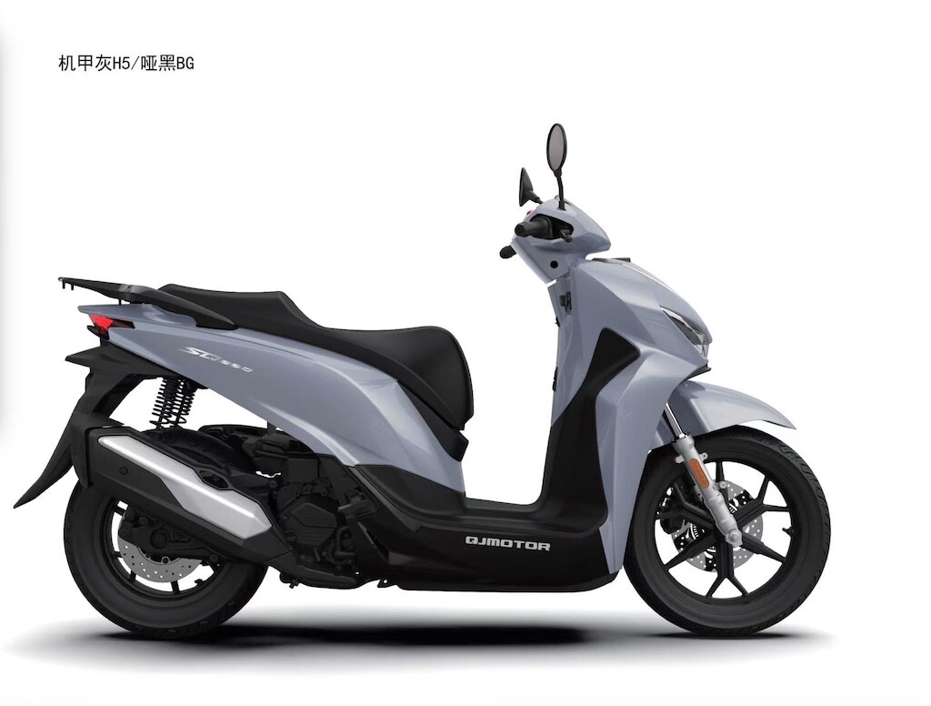 QJMotor SQ 350: le foto del nuovo scooter a ruote alte