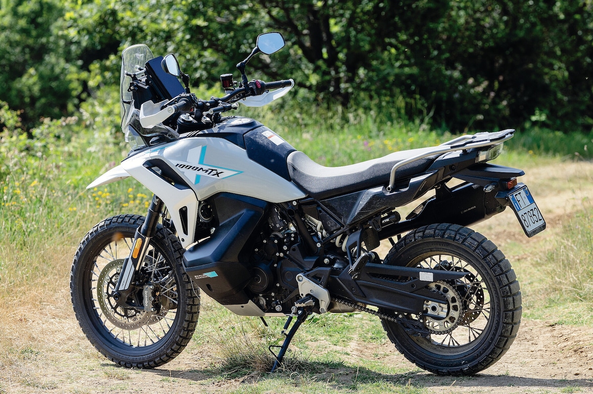 CFMOTO 1000MT-X: le opinioni di InMoto "fuori dai denti"