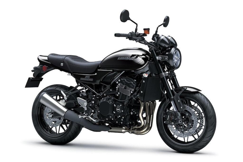 Kawasaki Z900RS,il vintage incontra la modernità: le foto