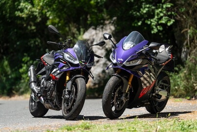 Ducati contro Aprilia, sfida totale tra le V4 italiane: le foto della Tuono V4 Factory
