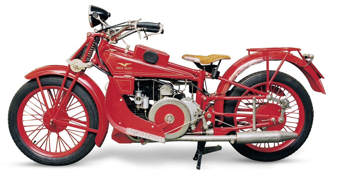 Le moto che hanno fatto la storia di Moto Guzzi: dalla Normale del 1921 alla California 1400 del 2013