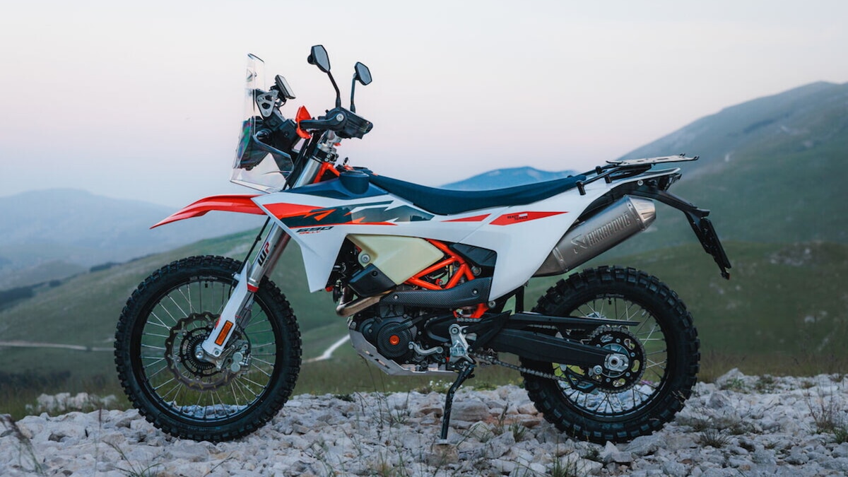 KTM 690 Rally MY27, l’erede della 640 Adventure è finalmente realtà