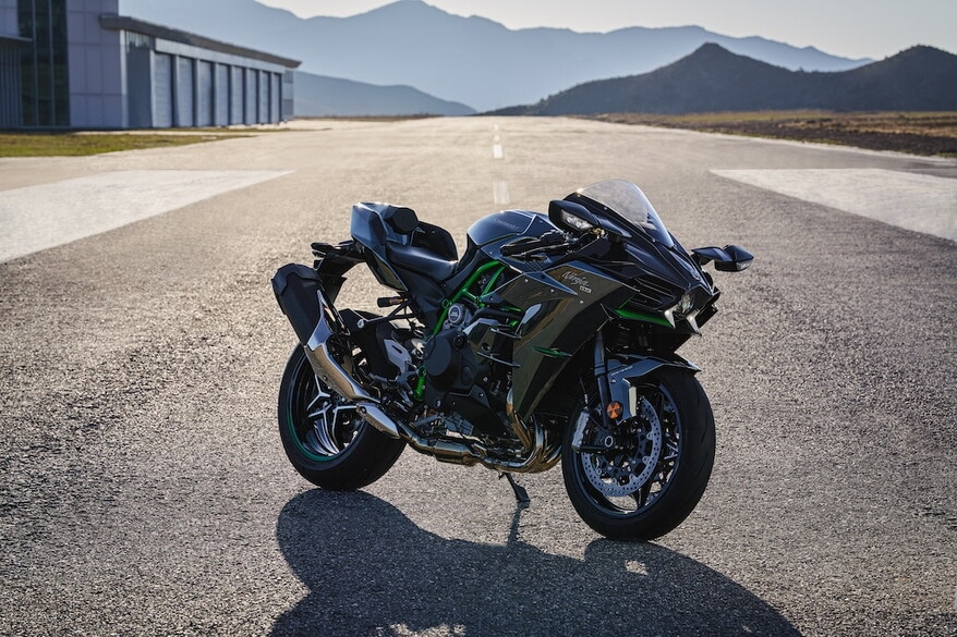 Kawasaki Ninja H2 , torna nel 2027: le FOTO