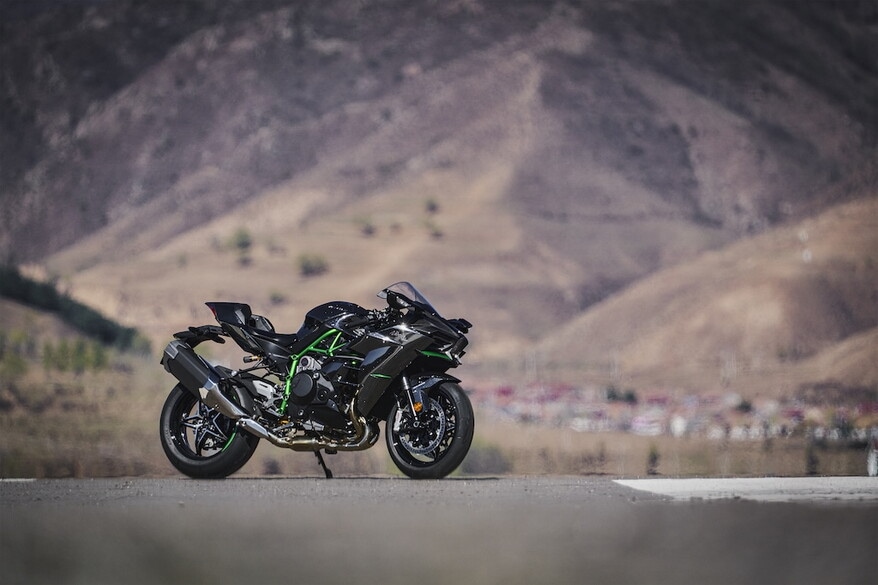 Kawasaki Ninja H2 , torna nel 2027: le FOTO