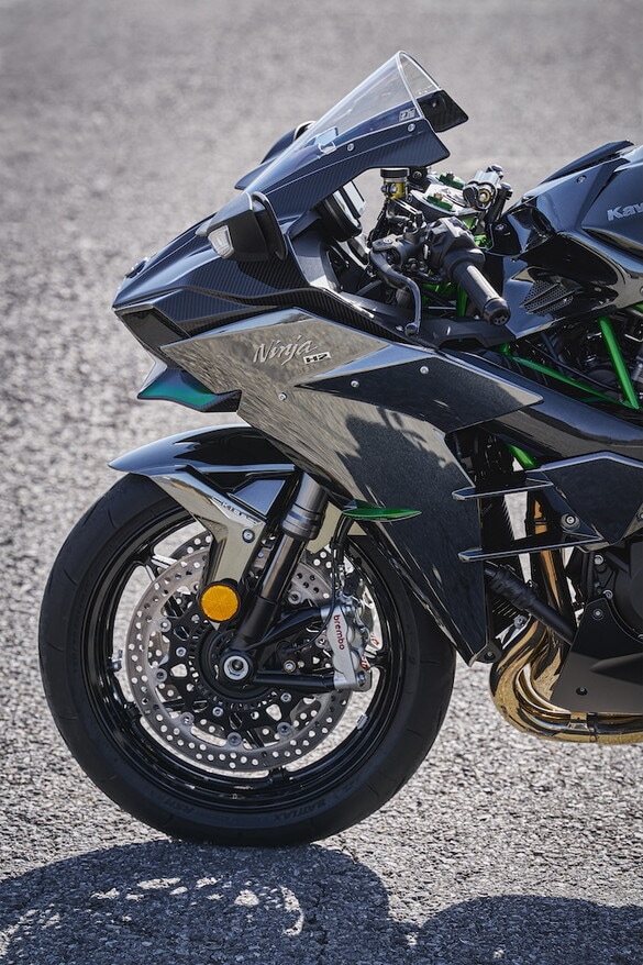 Kawasaki Ninja H2 , torna nel 2027: le FOTO