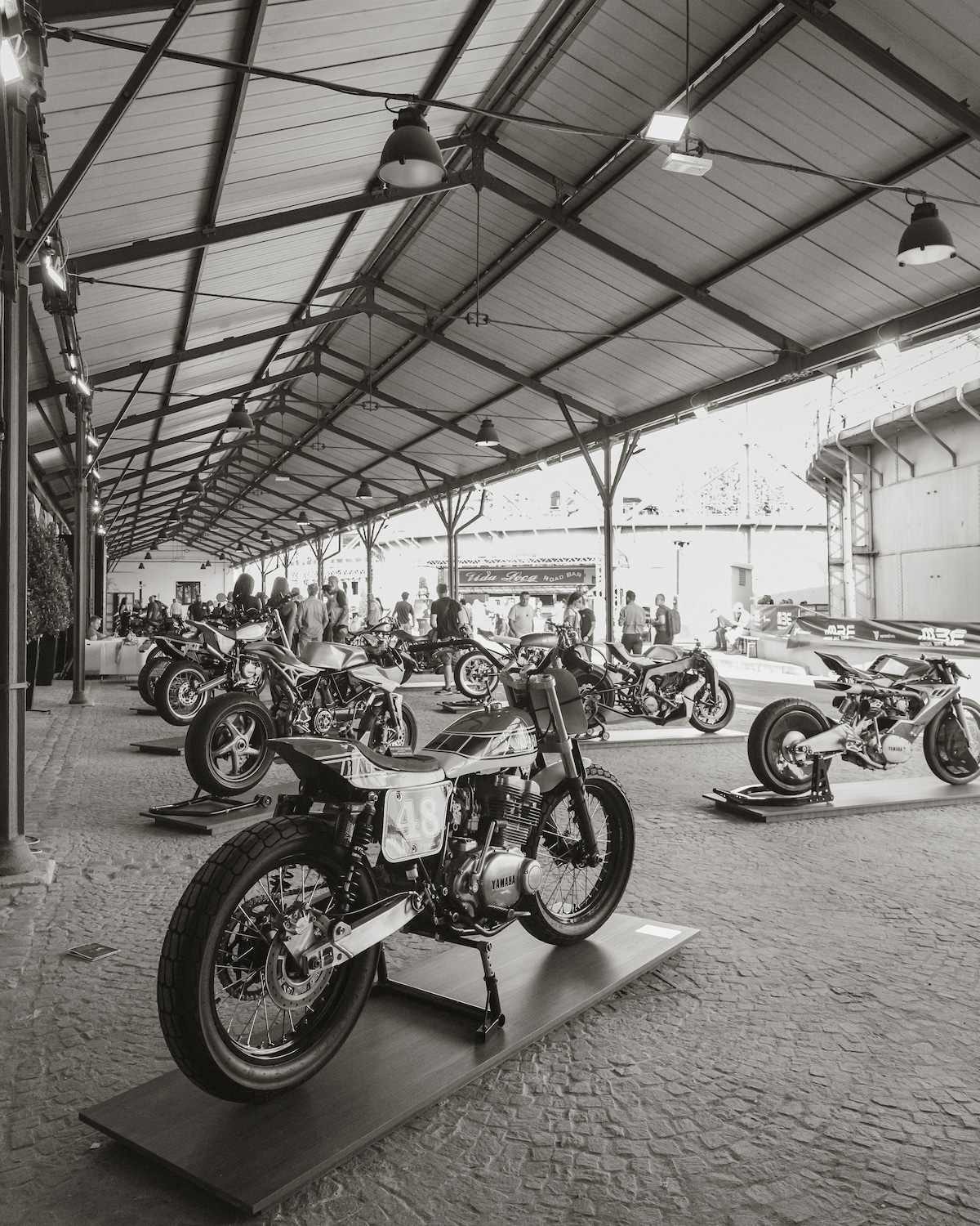Arte e moto si incontrano a Roma, a Eternal City Moto Show 2026 le special più belle: FOTO