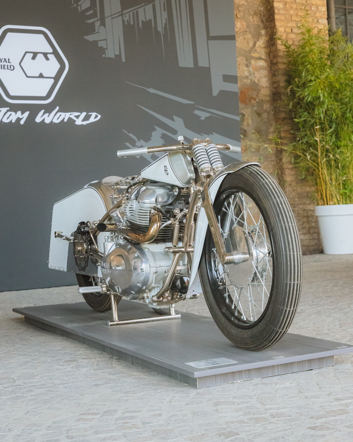 Arte e moto si incontrano a Roma, a Eternal City Moto Show 2026 le special più belle: FOTO