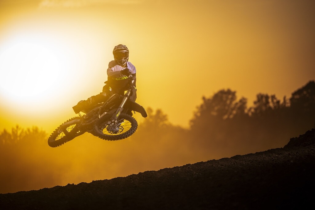 Triumph TF 250-X 2027, spettacolo in pista: le foto