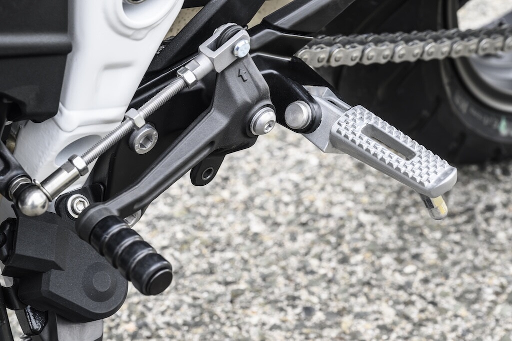 BMW F 450 R: la nuova naked A2 promette divertimento. Le foto