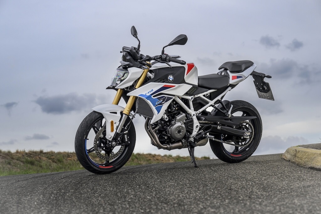 BMW F 450 R: la nuova naked A2 promette divertimento. Le foto