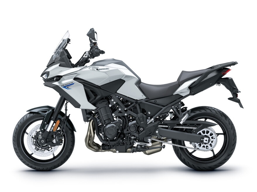 Nuova Kawasaki Versys 900: le foto