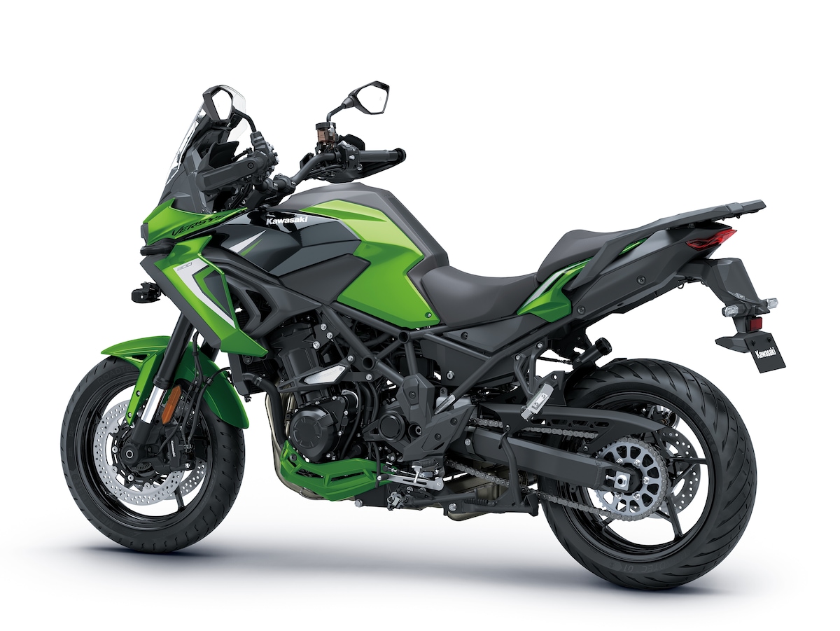 Nuova Kawasaki Versys 900: le foto