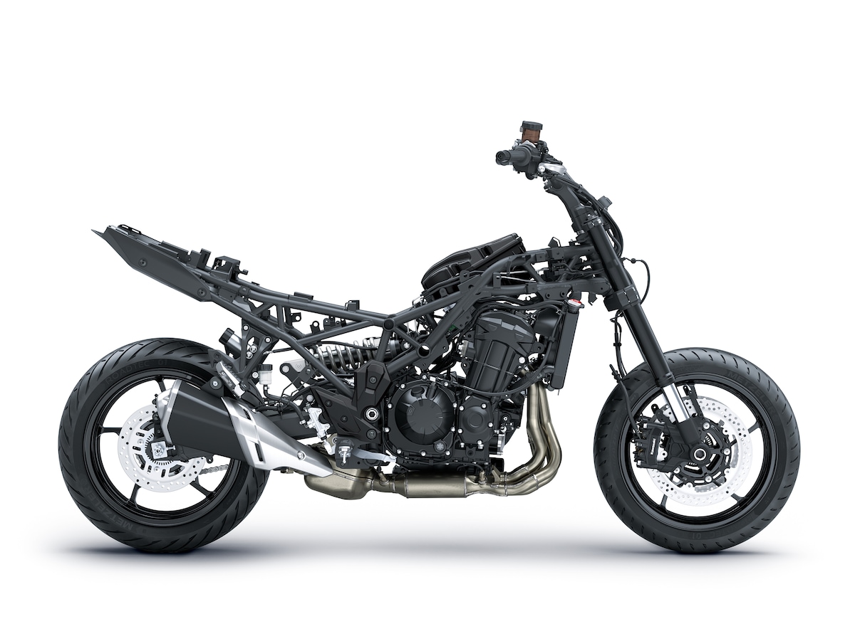 Nuova Kawasaki Versys 900: le foto