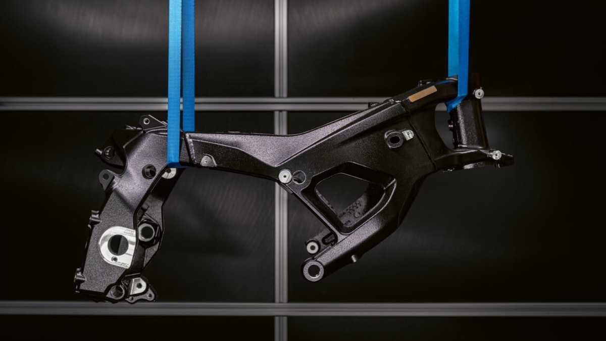 BMW M 1000 RR 2027: i segreti e tutto quello che c'è da sapere sul nuovo telaio 