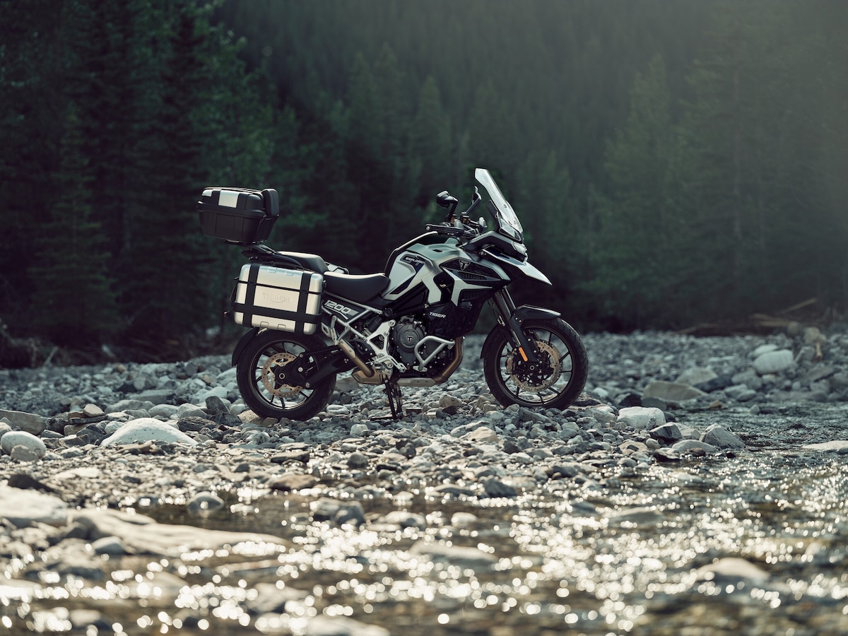 Triumph Tiger 1200 2027: le FOTO