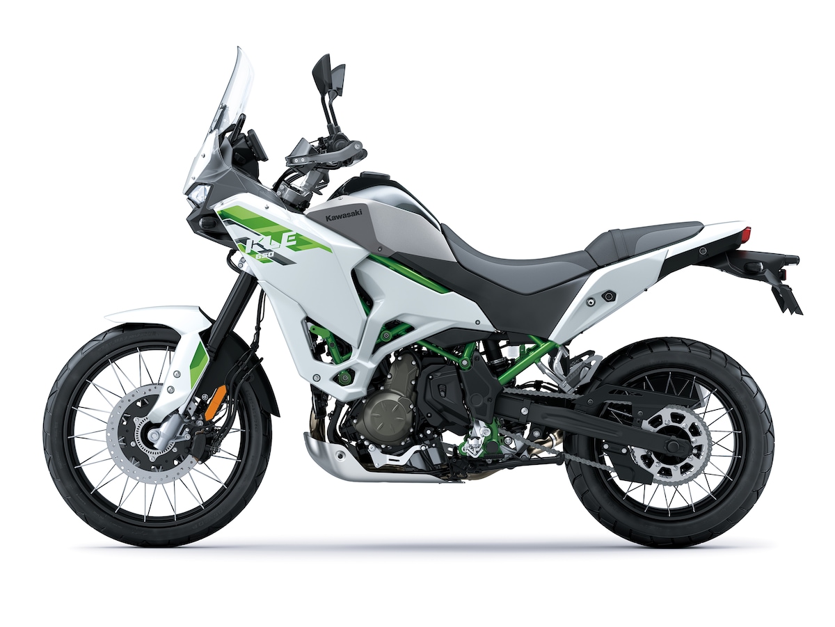 Nuova Kawasaki KLE650 2027: le foto