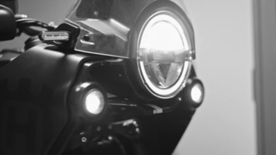 Husqvarna Norden 901, la presentazione è vicina