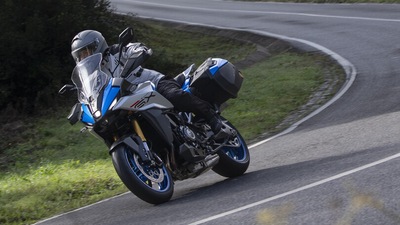 Test Suzuki GSX-S1000GX: voglia di curve! VIDEO