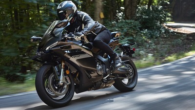 Yamaha R9: il video presentazione