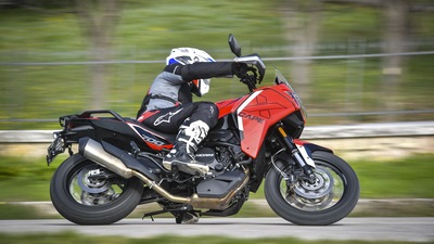 Moto Morini X-Cape 700: le foto del test