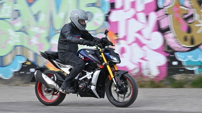 TVS RTR 310 BT0: le foto del test